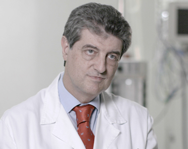 Dr. Roberto Martínez Álvarez